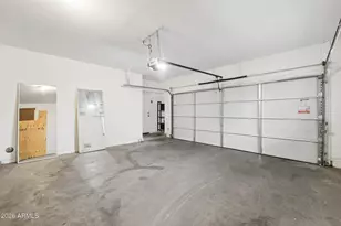 2226 E Fraktur Rd, Phoenix, AZ 85040 - Photo 44