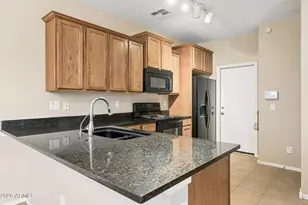 2226 E Fraktur Rd, Phoenix, AZ 85040 - Photo 28