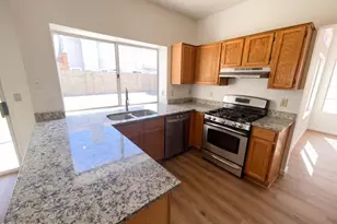 1143 E Harbor View Dr, Gilbert, AZ 85234 - Photo 2