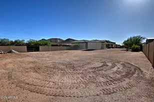 1614 W Maddock Rd, Phoenix, AZ 85086 - Photo 76