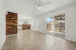 286 W Palomino Dr, Chandler, AZ 85225 - Photo 8