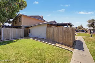 286 W Palomino Dr, Chandler, AZ 85225 - Photo 4