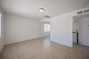 422 S Wilbur St, Mesa, AZ 85210 - Photo 6