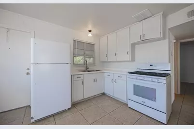 422 S Wilbur #A, Mesa, AZ 85210 - Photo 10