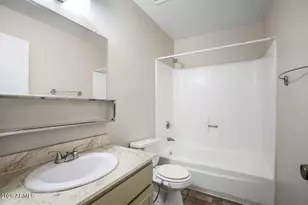 1730 E Ellis Dr, Tempe, AZ 85282 - Photo 18