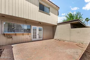 1730 E Ellis Dr, Tempe, AZ 85282 - Photo 22