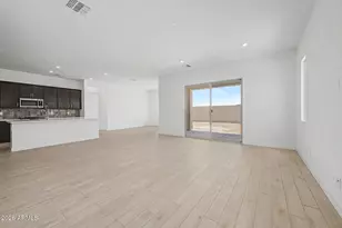 20422 N 222nd Dr, Surprise, AZ 85387 - Photo 10