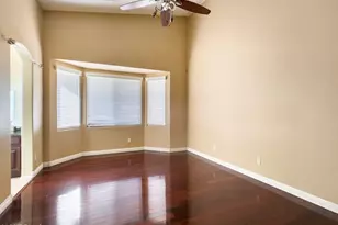 1084 N Martingale Rd, Gilbert, AZ 85234 - Photo 6