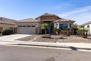 1084 N Martingale Rd, Gilbert, AZ 85234 - Photo 1
