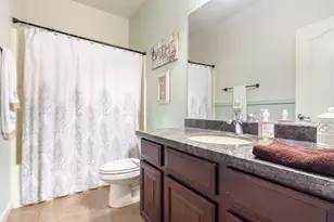 1084 N Martingale Rd, Gilbert, AZ 85234 - Photo 12
