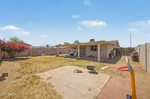 649 N 69th Ave, Phoenix, AZ 85043 - Photo 36