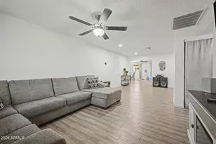 649 N 69th Ave, Phoenix, AZ 85043 - Photo 8