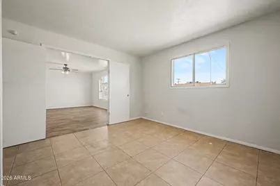 7619 W Clarendon Avenue, Phoenix, AZ 85033 - Photo 16
