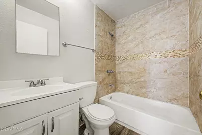 7619 W Clarendon Avenue, Phoenix, AZ 85033 - Photo 22