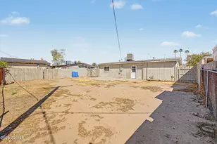 7619 W Clarendon Ave, Phoenix, AZ 85033 - Photo 24