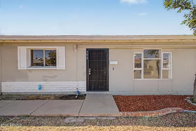 7619 W Clarendon Avenue, Phoenix, AZ 85033 - Photo 4