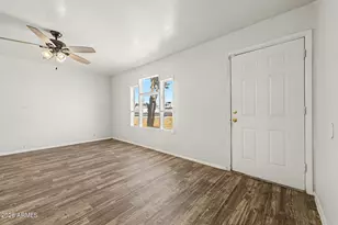 7619 W Clarendon Ave, Phoenix, AZ 85033 - Photo 6