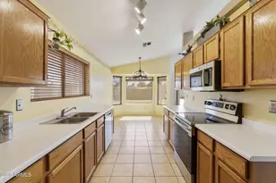 211 S Orlando St, Mesa, AZ 85206 - Photo 4