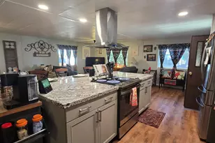 10201 N 99th Ave, Peoria, AZ 85345 - Photo 8