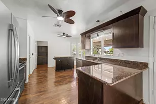 1860 E Gleneagle Dr, Chandler, AZ 85249 - Photo 8