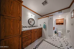 4201 E Pearce Rd, Phoenix, AZ 85044 - Photo 28