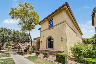 914 S Osborn Lane, Gilbert, AZ 85296 - Photo 4