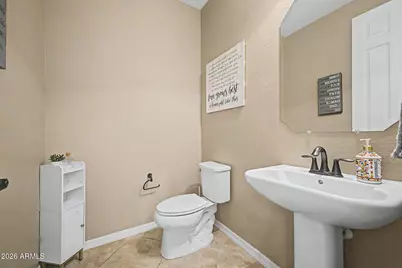 914 S Osborn Lane, Gilbert, AZ 85296 - Photo 14