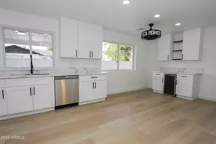 2142 W Kerry Ln, Phoenix, AZ 85027 - Photo 20