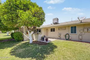 10418 W El Capitan Cir, Sun City, AZ 85351 - Photo 32
