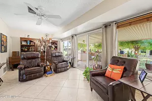 10418 W El Capitan Cir, Sun City, AZ 85351 - Photo 10