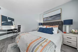5959 W Greenway Rd, Glendale, AZ 85306 - Photo 8