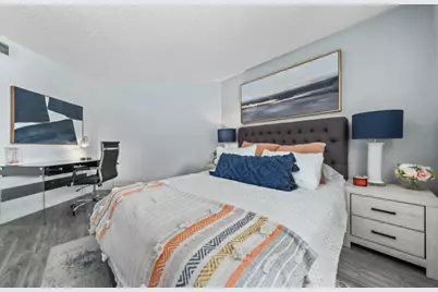 5959 W Greenway Road #2, Glendale, AZ 85306 - Photo 8