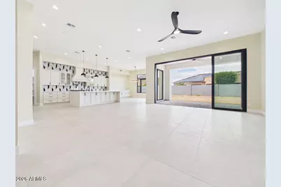 18024 W Montebello Avenue, Litchfield Park, AZ 85340 - Photo 6