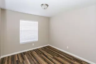 335 E Harwell Rd, Gilbert, AZ 85234 - Photo 14