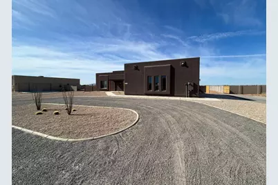 23175 W Skinner Road, Wittmann, AZ 85361 - Photo 2