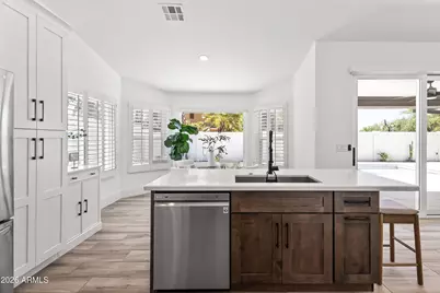 10377 E Wood Drive, Scottsdale, AZ 85260 - Photo 16
