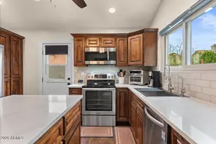 3910 E Hiddenview Dr, Phoenix, AZ 85048 - Photo 26