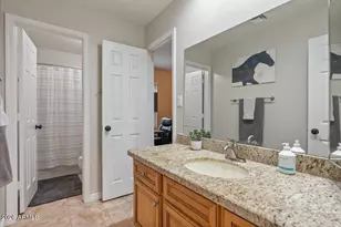 3910 E Hiddenview Dr, Phoenix, AZ 85048 - Photo 36