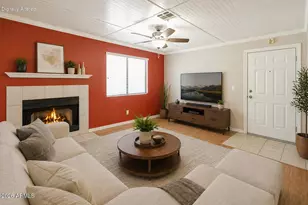 1075 E Chandler Blvd, Chandler, AZ 85225 - Photo 1