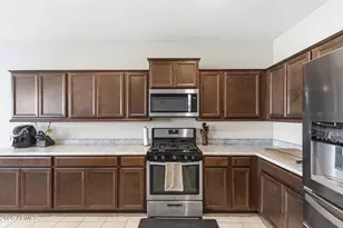25958 W Deer Valley Rd, Buckeye, AZ 85396 - Photo 18