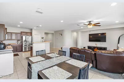 25958 W Deer Valley Road, Buckeye, AZ 85396 - Photo 12
