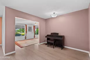 14225 N McPhee Dr, Sun City, AZ 85351 - Photo 4