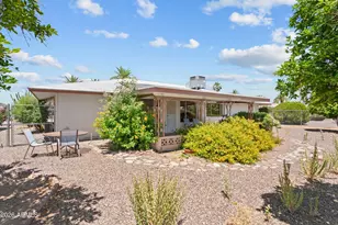 14225 N McPhee Dr, Sun City, AZ 85351 - Photo 8