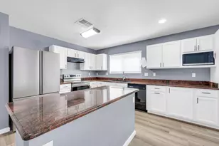 1125 E Milada Dr, Phoenix, AZ 85042 - Photo 14