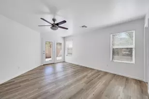 1125 E Milada Dr, Phoenix, AZ 85042 - Photo 16