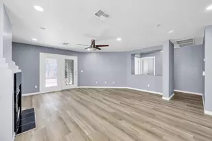 1125 E Milada Dr, Phoenix, AZ 85042 - Photo 8