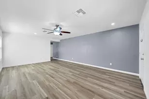 1125 E Milada Dr, Phoenix, AZ 85042 - Photo 10
