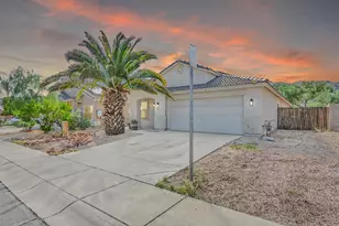 1125 E Milada Dr, Phoenix, AZ 85042 - Photo 2