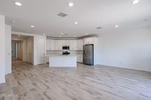 7682 W Jackrabbit Ln, Peoria, AZ 85383 - Photo 10