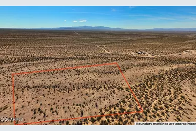 Tbd S Ali Chuck Rd 5 Acres -- #39, Yucca, AZ 86438 - Photo 1